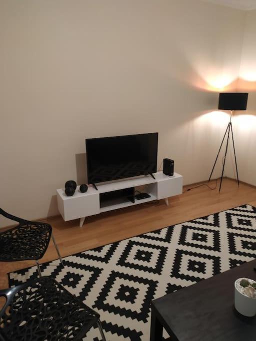 Apartment Engin