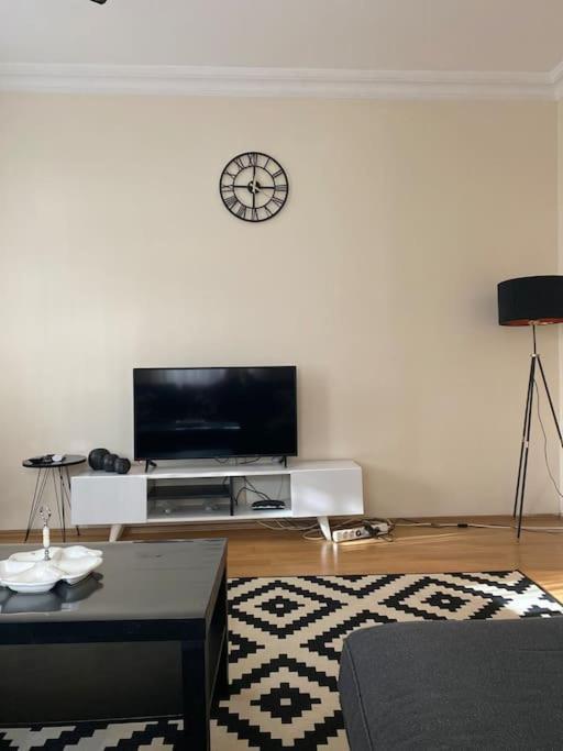 Engin Apartment Antalya